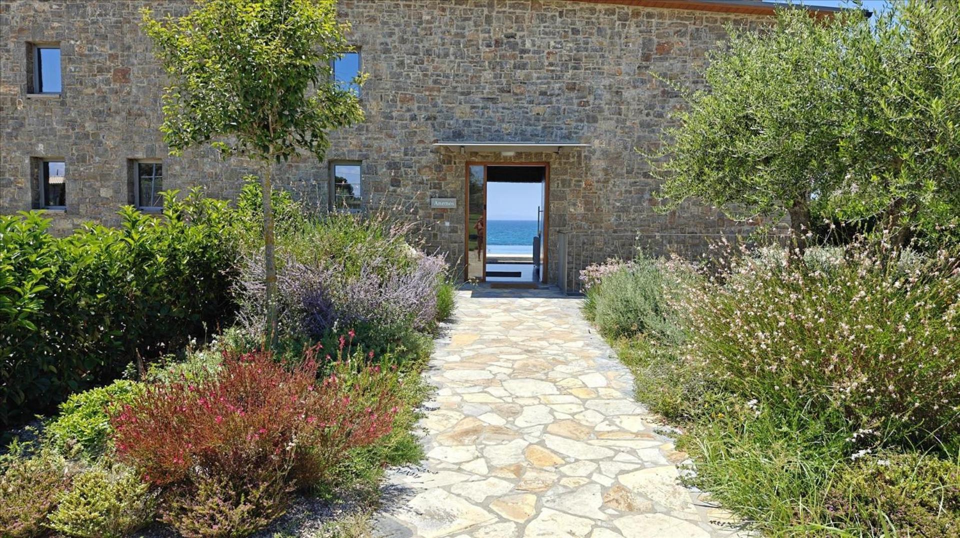 Real Life Homes Luxurious Seafront Villas Each With Their Own Private Pools Korakochori Exterior photo